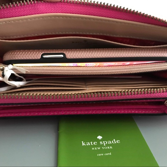 ❌SOLD❌ Kate Spade Layton Wellesley Wristlet Wallet - Picture 8 of 8